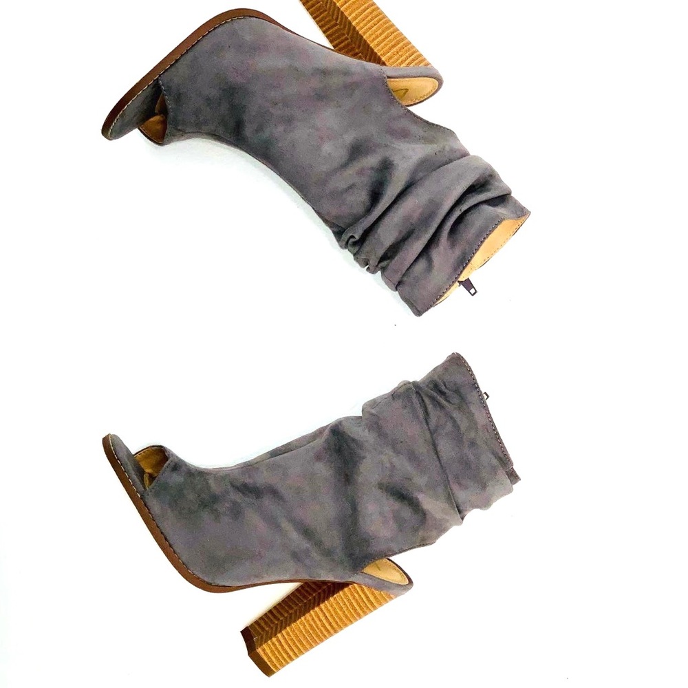 LuLu's Zip-Up Stacked Heel Open Toe Booties